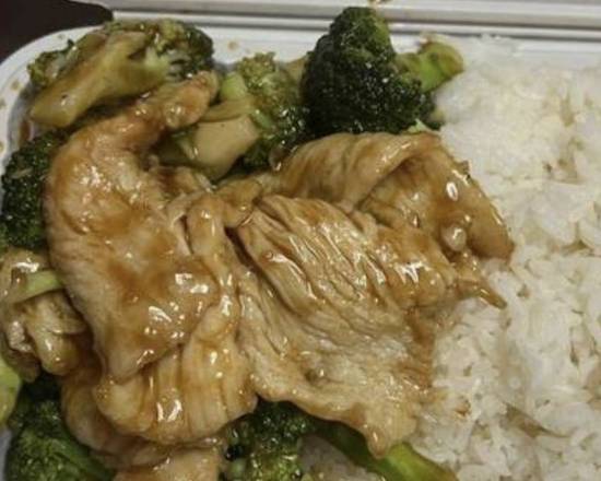 Chicken with Broccoli（芥蓝鸡白饭）